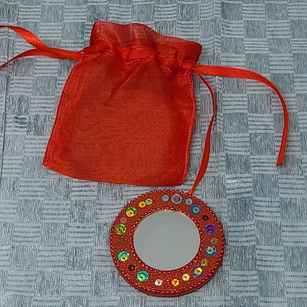 Small Round Compact Mirror Red W/ Sequins & Mesh B